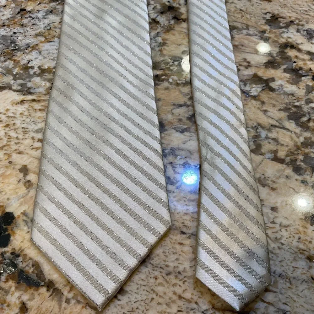 Stafford Signature Men's Long 61” Neck Tie gold sparkle 97% Silk Holiday tie